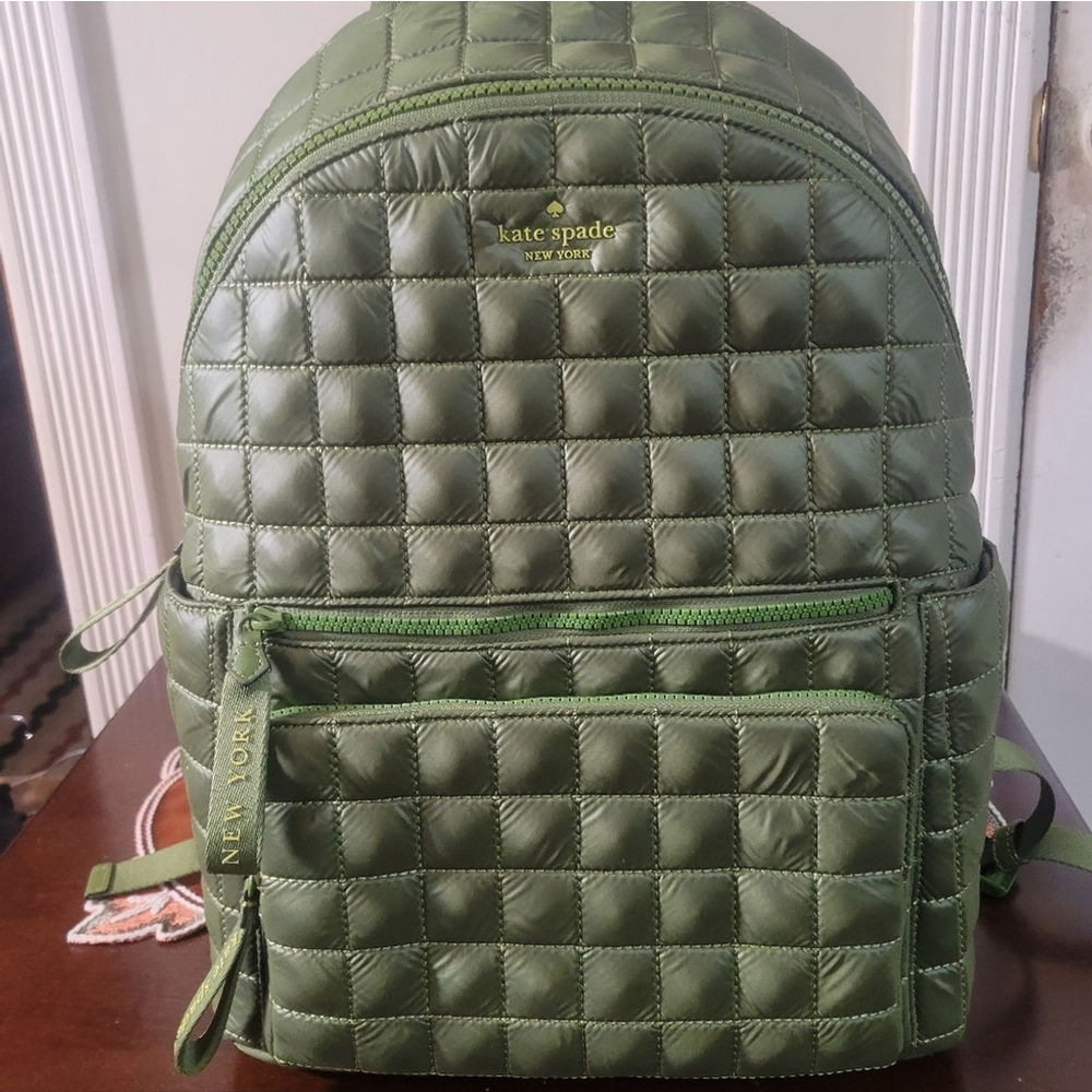 Kate Spade New York Quilted Green Nylon Puffer Mini/Medium Zip Backpack - Picture 3 of 15